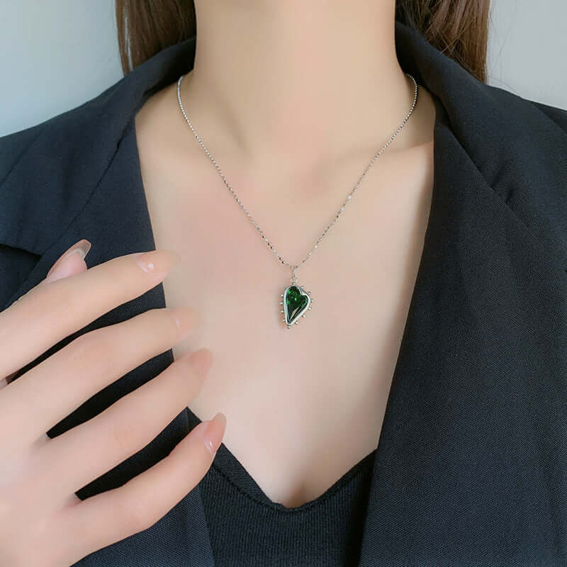 Irregular Heart Green Zircon Sterling Silver Necklace for Women